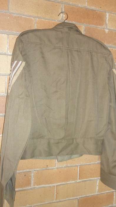 7)A SOUTH AFRICAN -COMBAT -BUNNY JACKET-1971-CORPORAL RANK-MEDIUM-GOOD CONDITION-LOW START!
