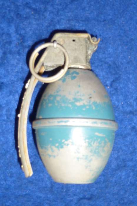 A PRE 1994 SADF-COMPLETE- INERT-M26 PRACTICE GRENADE-LOW START!