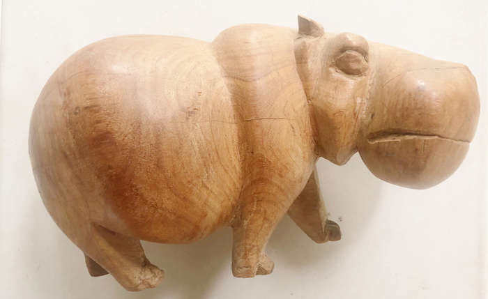 HIPPO AFRICAN WOODEN CARVING