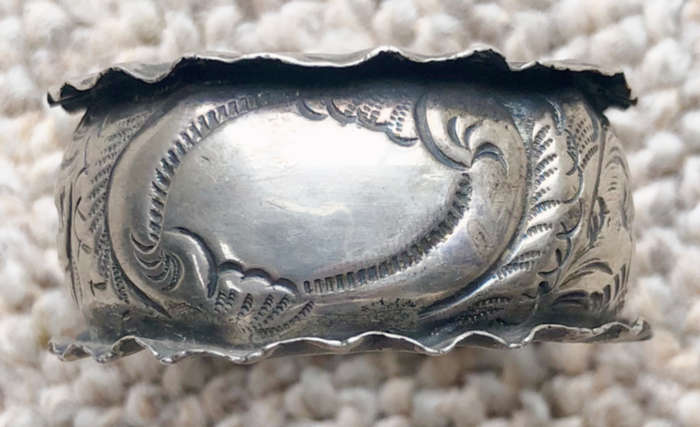 SILVER SERVIETTE RING HALLMARKED 1904