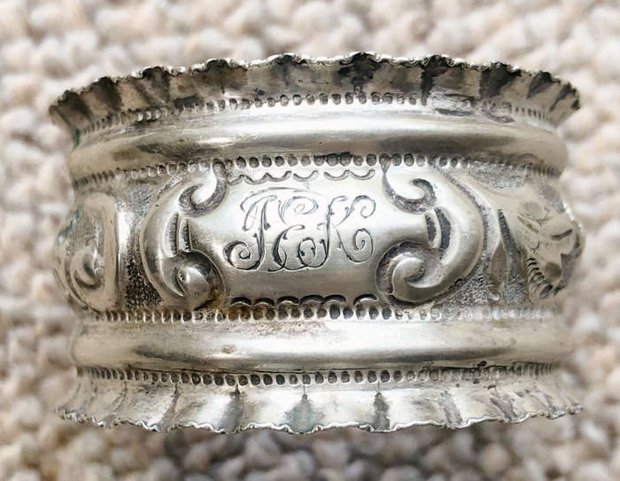 SILVER SERVIETTE RING HALLMARKED 1911
