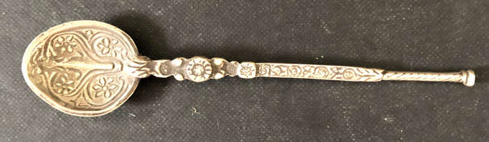 SILVER TEASPOON HALLMARKED 1910