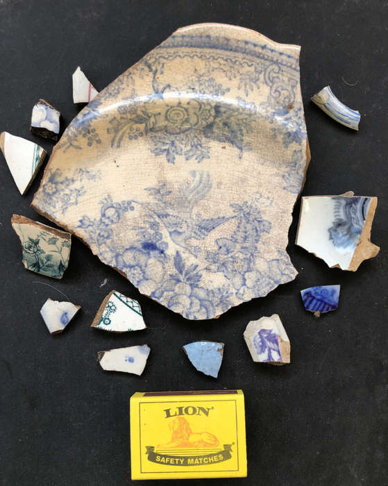 SHIPWRECK SHARDS OF PORCELAIN