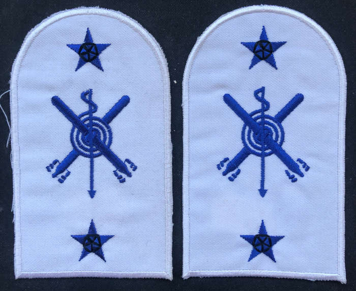MILITARY EMBROIDERED EPAULETTES
