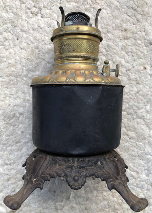 OIL LAMP ANTIQUE CONSOLIDATED CAST IRON BASE AND BRASS FONT BURNER