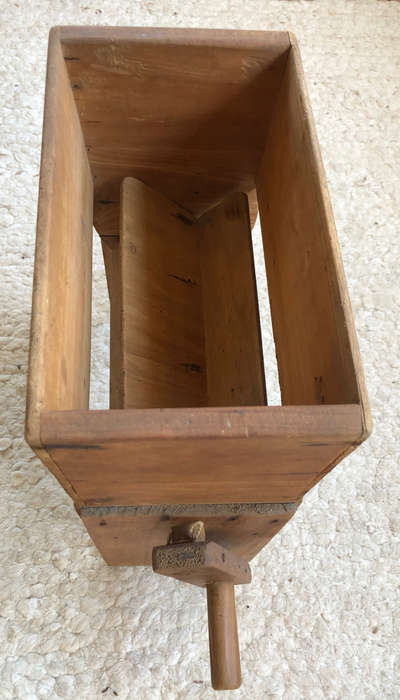 SIFTER FLOUR CRANK HANDLE WOODEN VINTAGE