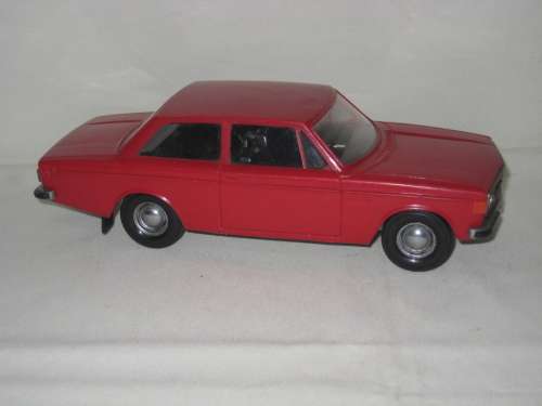 Plastic Car like Tin Tinplate Volvo 142