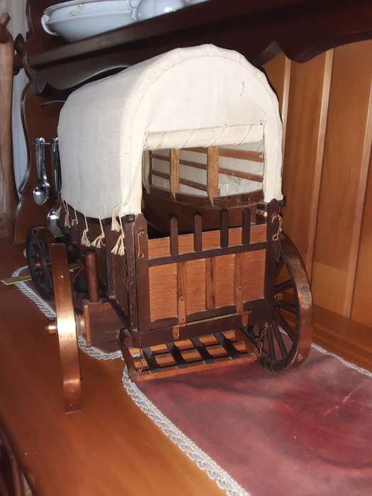 OX WAGON SCALE MODEL