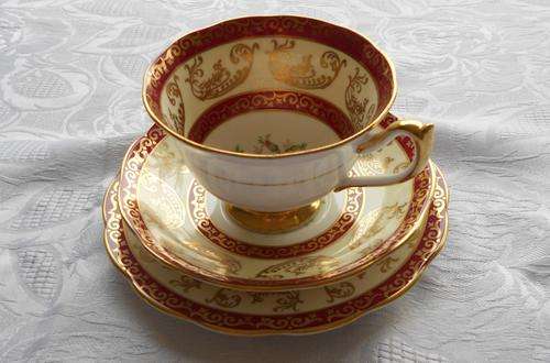 Royal Albert Unnamed Trio