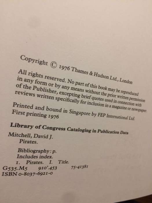 Pirates: An Illustrated History - David Mitchell (1976 1st Edition HARDCOVER)