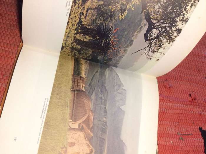 Zambezi South: An Explorers View of Africa South of the Zambezi - John Sinclair (1970 1st Edition)