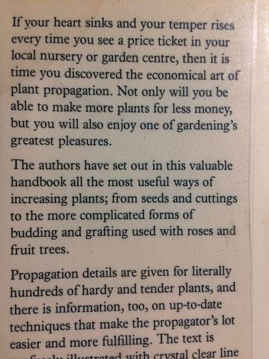 The Complete Book of Plant Propagation - Robert CM Wright & Alan Titchmarsh (1981 1st Edition HB)