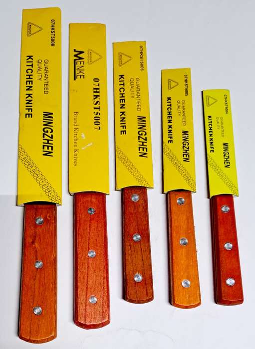 KITCHEN KNIFE  COMBO  5× KNIVES FOR ONE BID. ?.