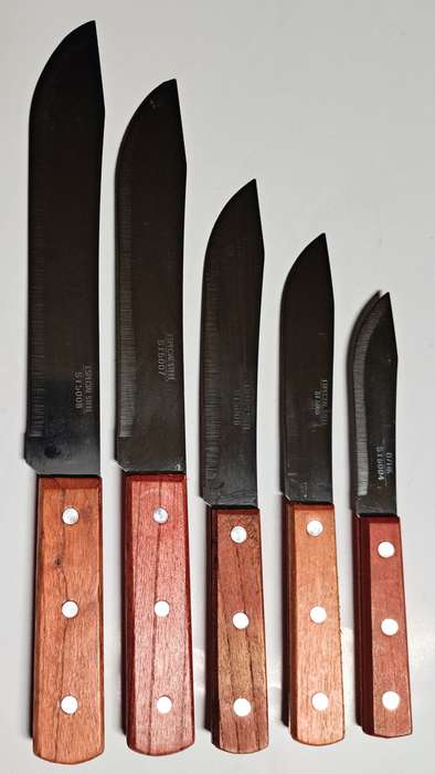 KITCHEN KNIFE  COMBO  5× KNIVES FOR ONE BID. ?.