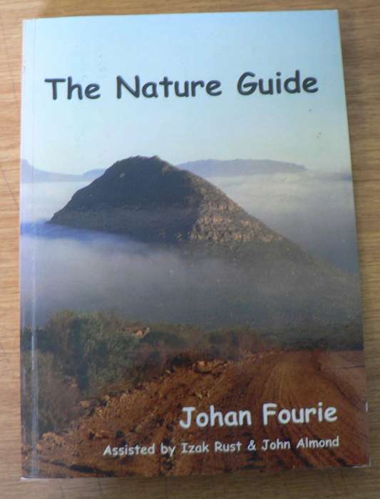 The Nature Guide by Johan Fourie(nature guiding handbook)