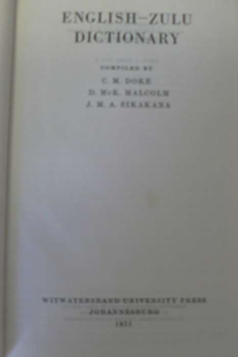 Dictionary: Zulu/English and English/Zulu