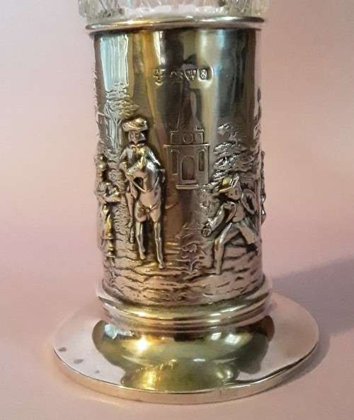 Solid silver Arts and Crafts vase by Nathan and Hayes. Chester, 1904.