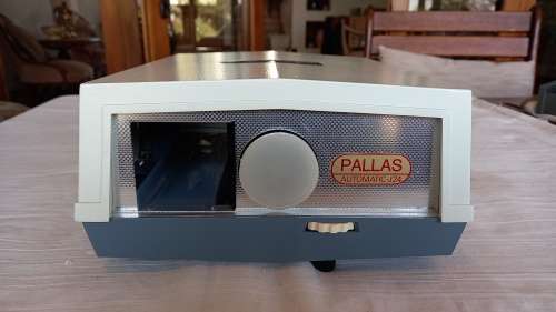 PALLAS Photo Slides Projector for 35mm photo slides.