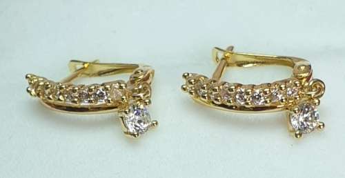 18 ct Diamond Earrings