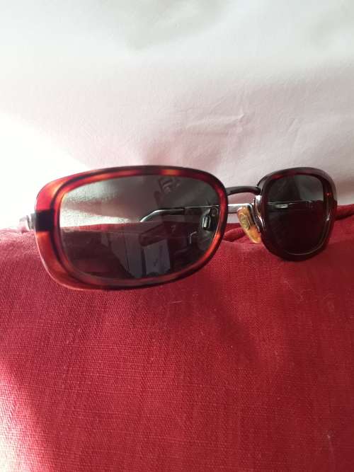 SUPERB!! GIORGIO ARMANI 677 1153 Vintage Sunglasses!!