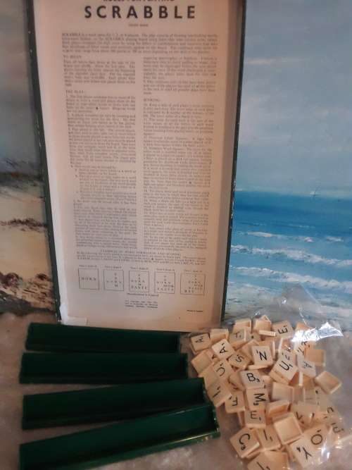SCRABBLE!! Original Vintage Board Game!! Think Load-shedding evenings!!