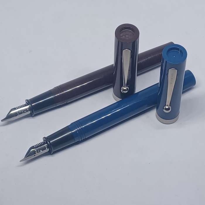 2  x Vintage Sheaffer NO NONSENSE Fountain Pen - Fine Nib and Medium Nib