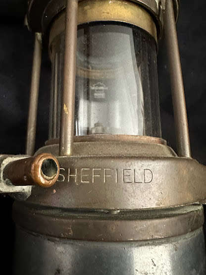 Wolf safety mining lamp