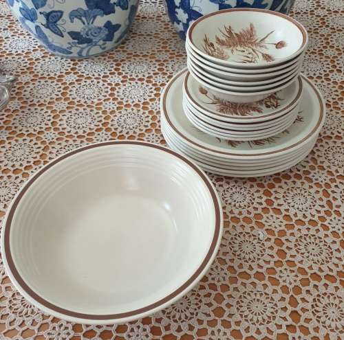 Churchill England Set for Your Collection (Beige Brown Stoneware)