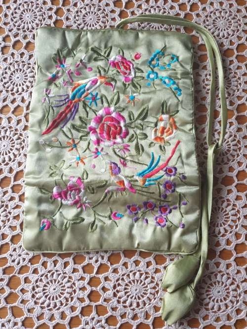 Oriental Silk Jewelry Pouch/Bag Organizer