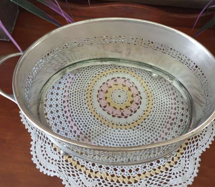 EPNS PLATED BOWL WITH GLASS BOTTOM (15 x 25 x 9 cm High)