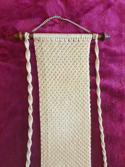 Macramé  | 88 X 39 CM WIDE | VINTAGE | GOOD CONDITION |