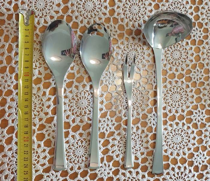 Collection of AMC UTENSILS
