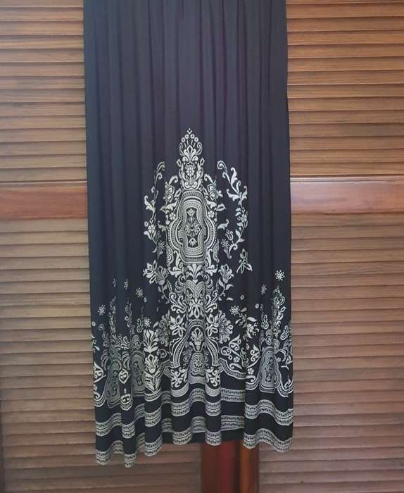 Ladies Stunning Summer Dress  Size 36