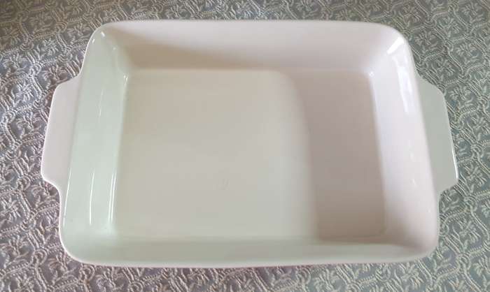 Medium Very Heavy Casserole Bowl | Very Good Condition | Bright Red |
