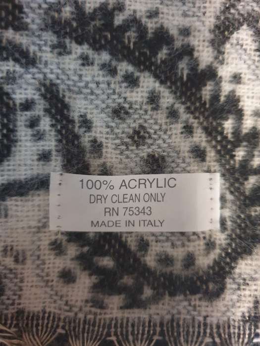 SCARF | ITALIAN | PURCHASED IN THE USA | Aurora Paci Shawl/Scarf-Italia |