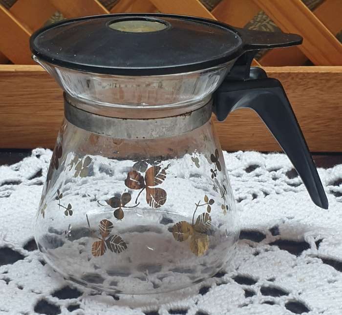 VINTAGE JAJ PYREX GOLD JUG  | 1970`S |