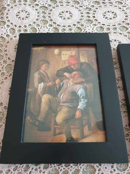 SET OF PRINTS WITH PHOTO FRAMES
