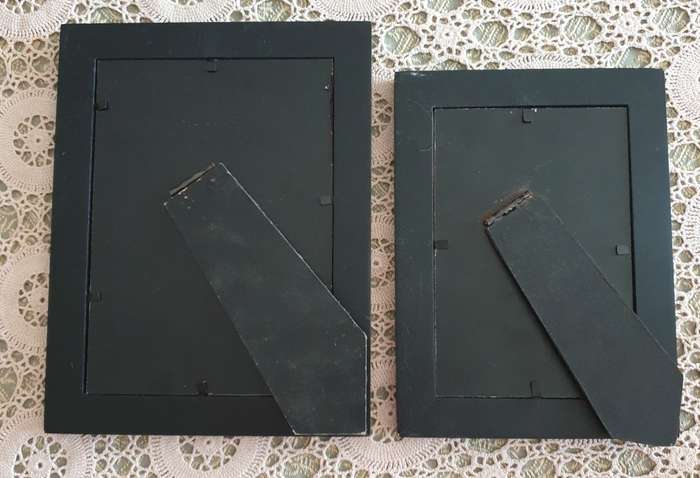 SET OF PRINTS WITH PHOTO FRAMES