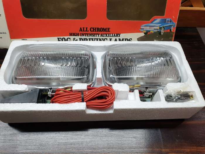 Vintage Driving/Fog Light Set