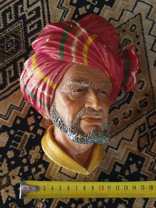 Collectible Bonson Chalkware head wall hanging plaque