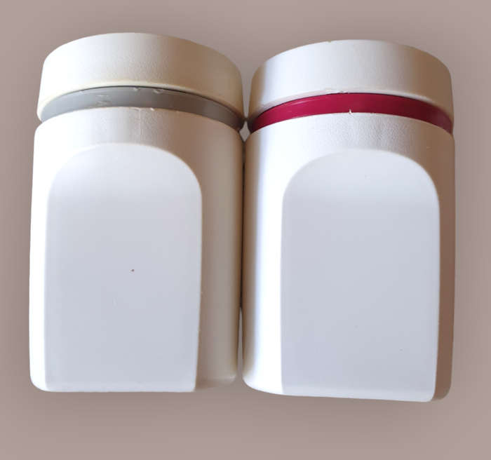 TUPPERWARE |  1980`S  | SALT AND PEPPER SET | VINTAGE |