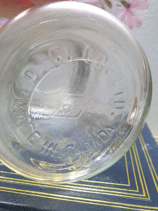 MASON JAR CANADIAN