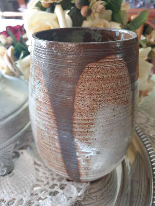 POTTERY VASE
