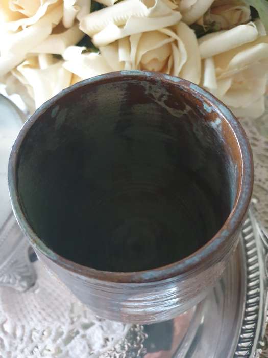 POTTERY VASE