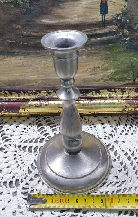 METAL CANDLE HOLDER