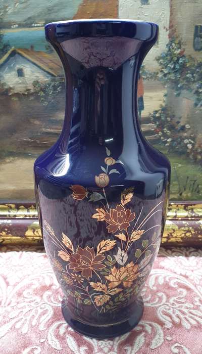 Cobalt blue Gold vase