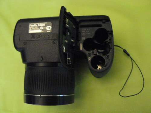FUJIFILM FINEPIX S4000