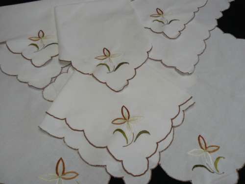 VINTAGE COTTON EMBROIDERED CLOTHS X 6 REDUCED