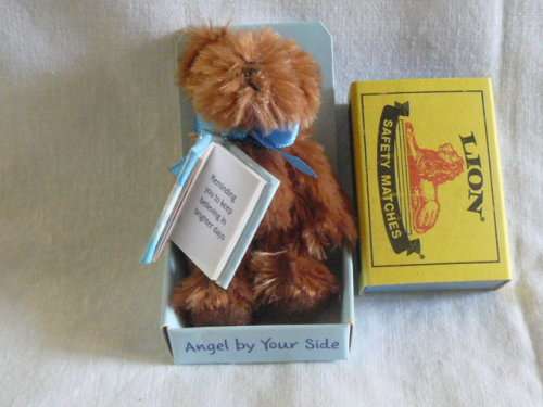 BEARS WITH BOOKS 32 PAGES MINIATURE LIMITED EDITION