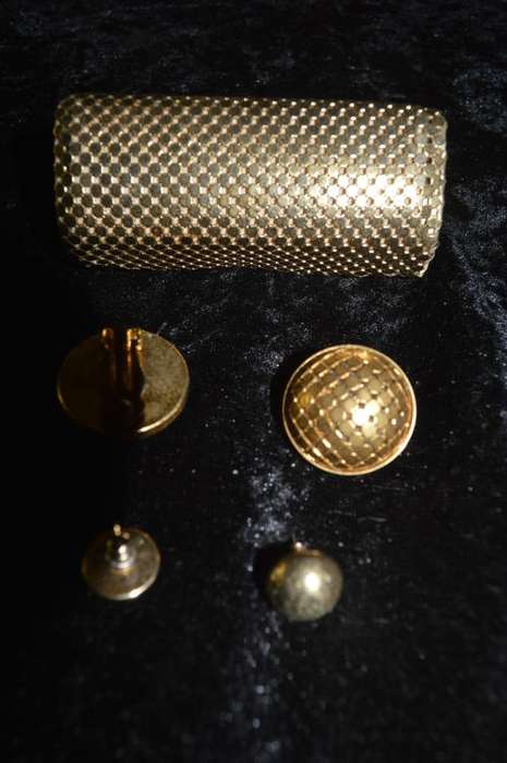 Whiting and Davis lipstick case with matching earrings and free gift reduced !!!!!!!!!!!!!